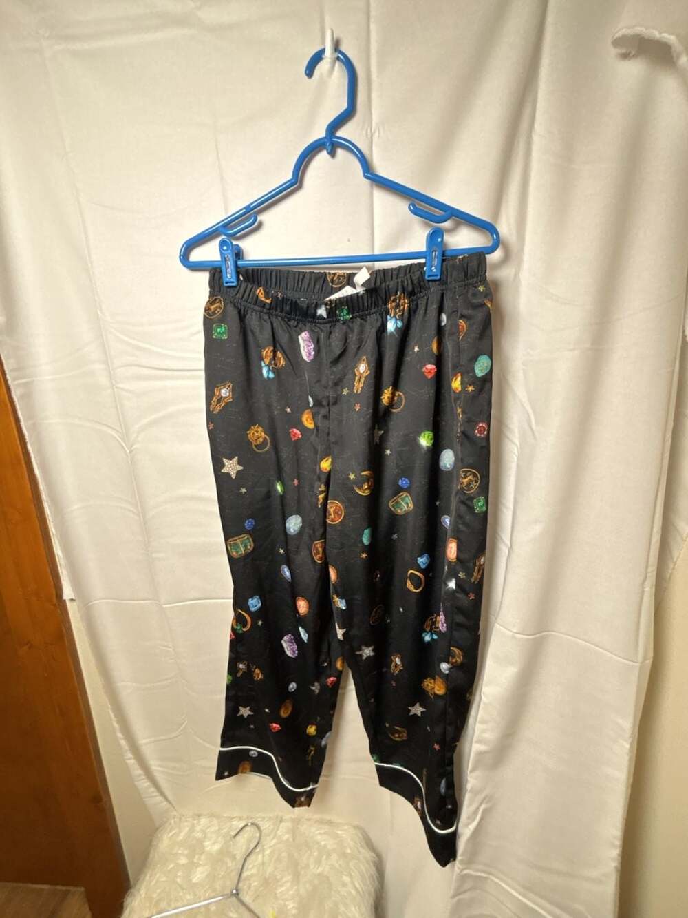 Fabletics EcoSatin Astrology Zodiac Gemstone Print Pajama Pants Black Size L